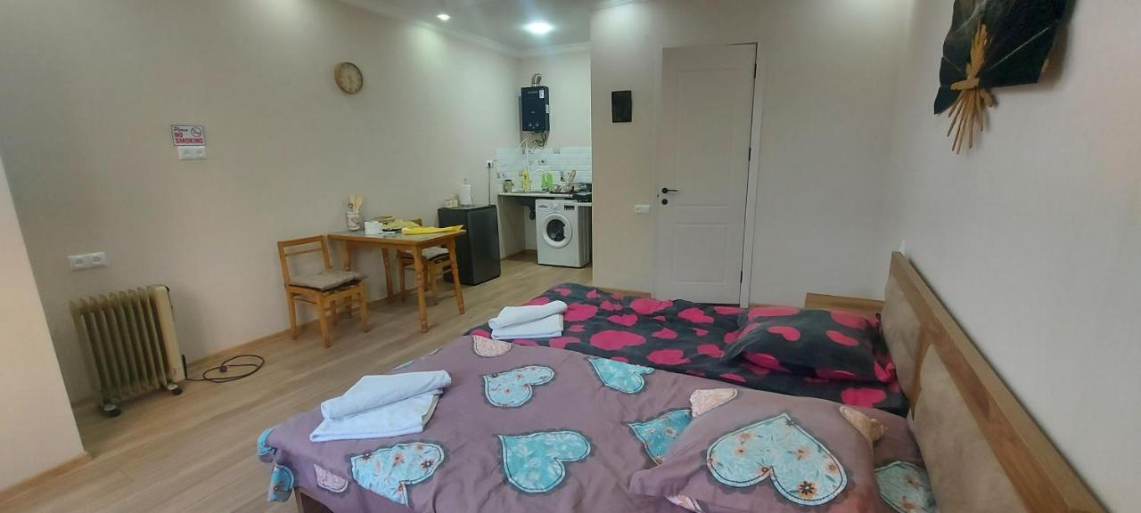 Appartamento Cozy House III Tbilisi Esterno foto